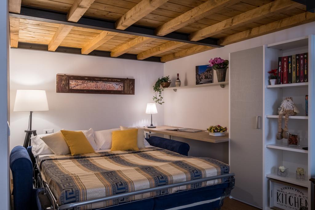 Fashion District Apartment Флоренция Екстериор снимка