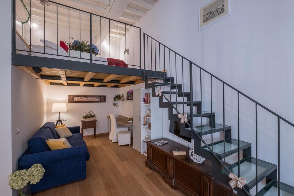 Fashion District Apartment Флоренция Екстериор снимка