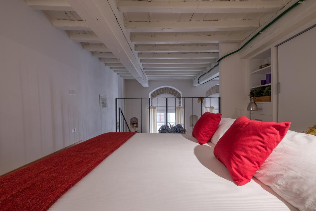Fashion District Apartment Флоренция Екстериор снимка