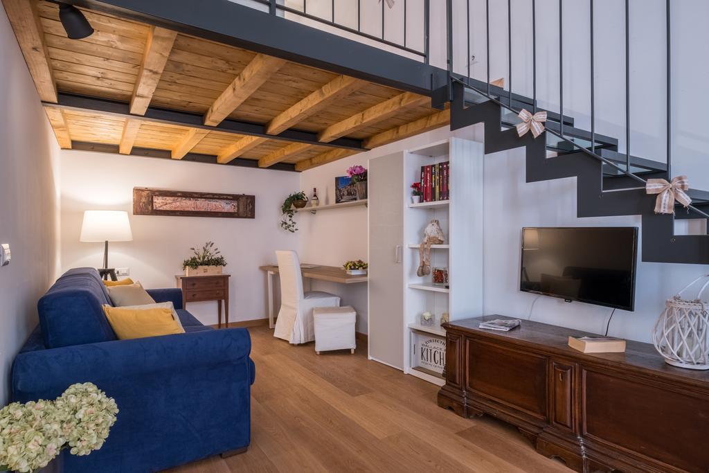 Fashion District Apartment Флоренция Екстериор снимка