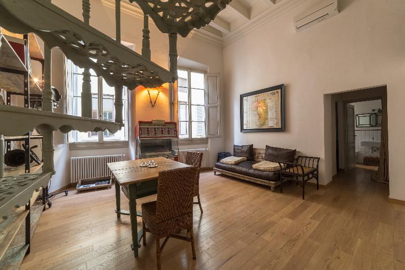 Fashion District Apartment Флоренция Екстериор снимка