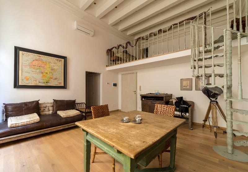 Fashion District Apartment Флоренция Екстериор снимка